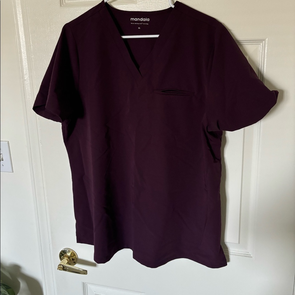 Scrub top